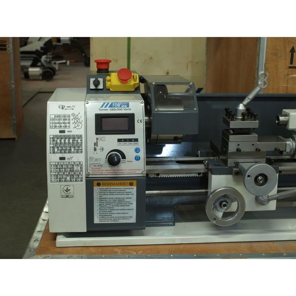 Токарний верстат металу FDB Maschinen Turner 180х300 (826423) 14-826423 фото