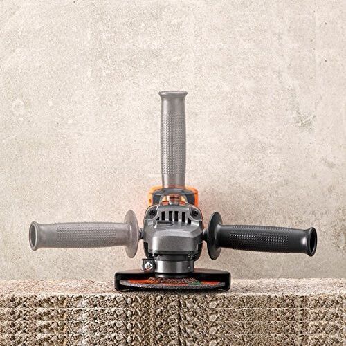 Аккумуляторная угловая шлифмашина BLACK+DECKER BCG720M1 35-BCG720M1 фото